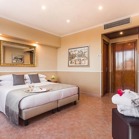 Raeli Hotel Lux Roma Exterior foto
