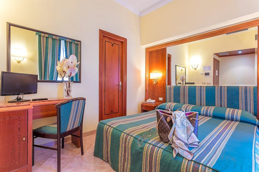 Raeli Hotel Lux Roma Exterior foto