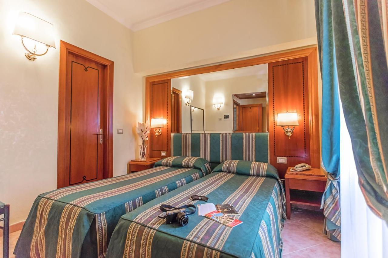 Raeli Hotel Lux Roma Exterior foto