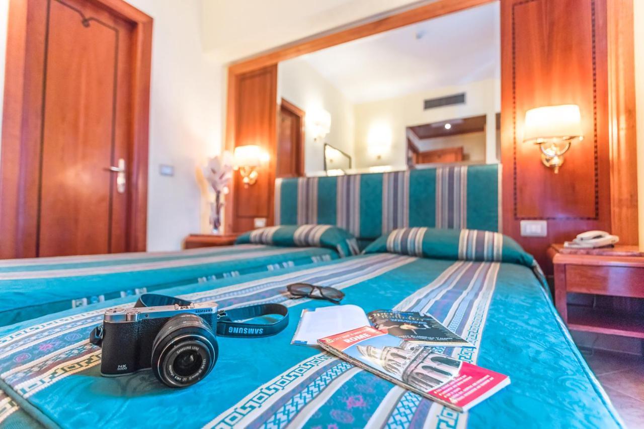 Raeli Hotel Lux Roma Exterior foto
